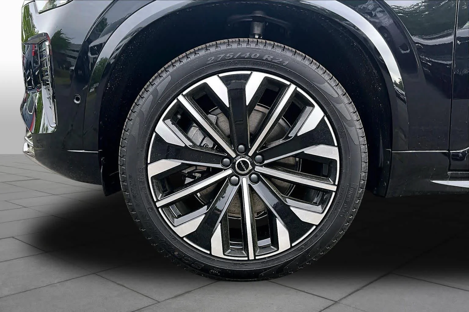 New 2026 Onyx Black Volvo Plus image 16