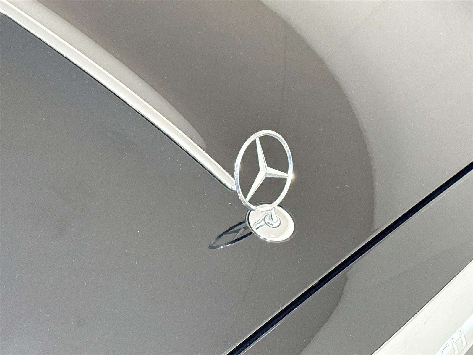 Used 2022 Black Mercedes-Benz Maybach S 580 | Exec Seating | Rear TVs image 40