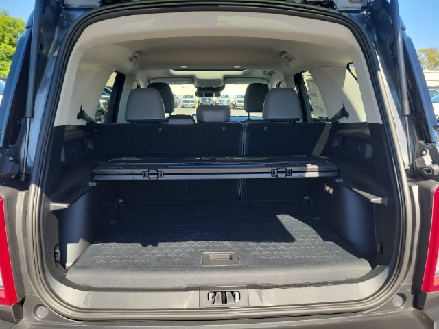 New 2026 Carbonized Gray Metallic Ford Badlands® image 20
