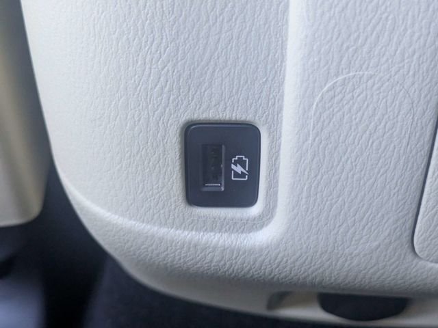 Used 2024 White INFINITI Sensory image 15