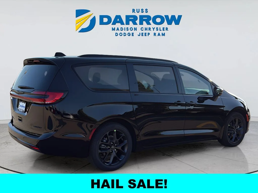 New 2026 Black Chrysler Limited image 5