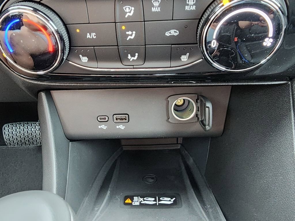 2026 Buick Encore GX Sport Touring - Photo 28