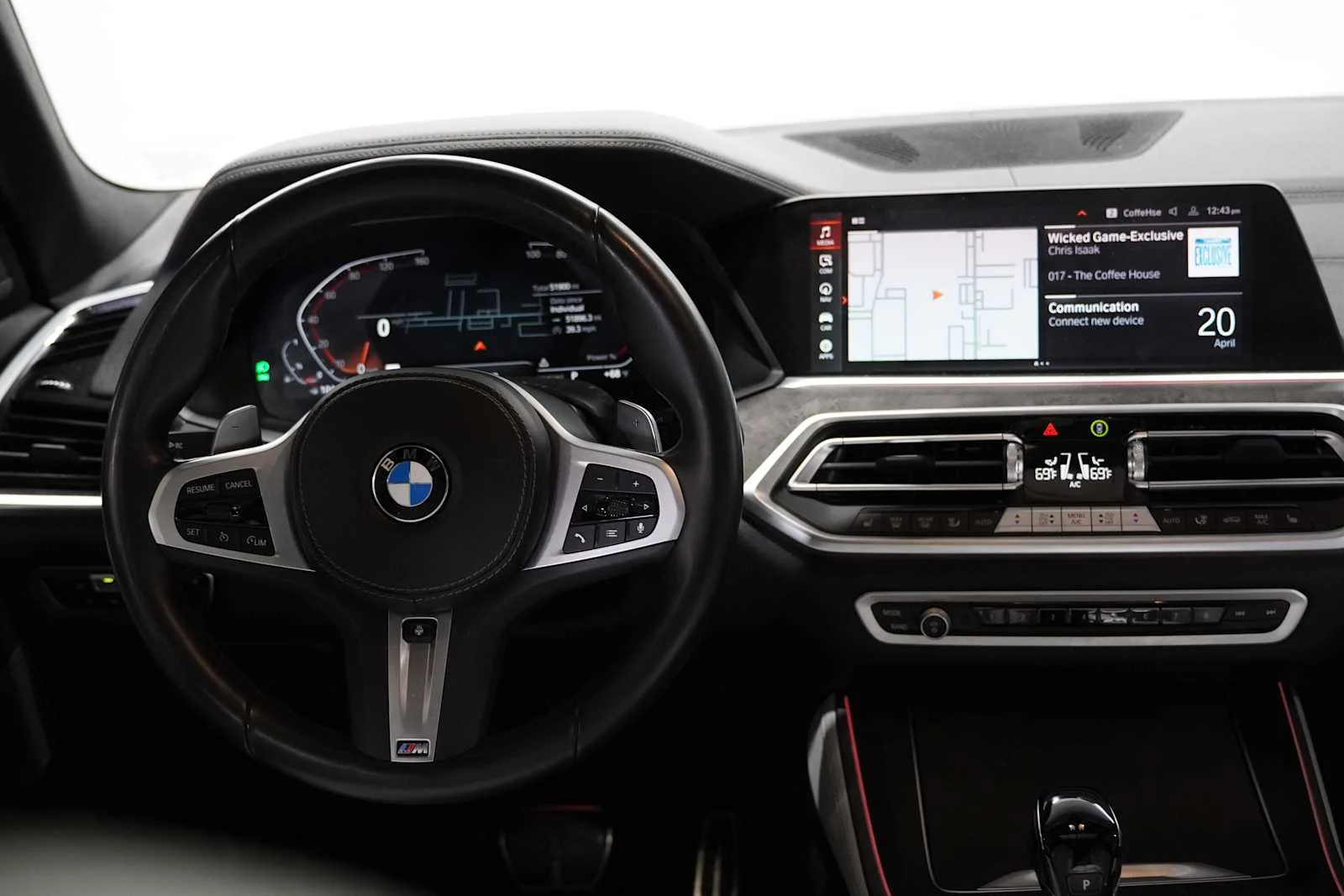 Certified Used 2023 Carbon Black Metallic BMW sDrive40i image 26