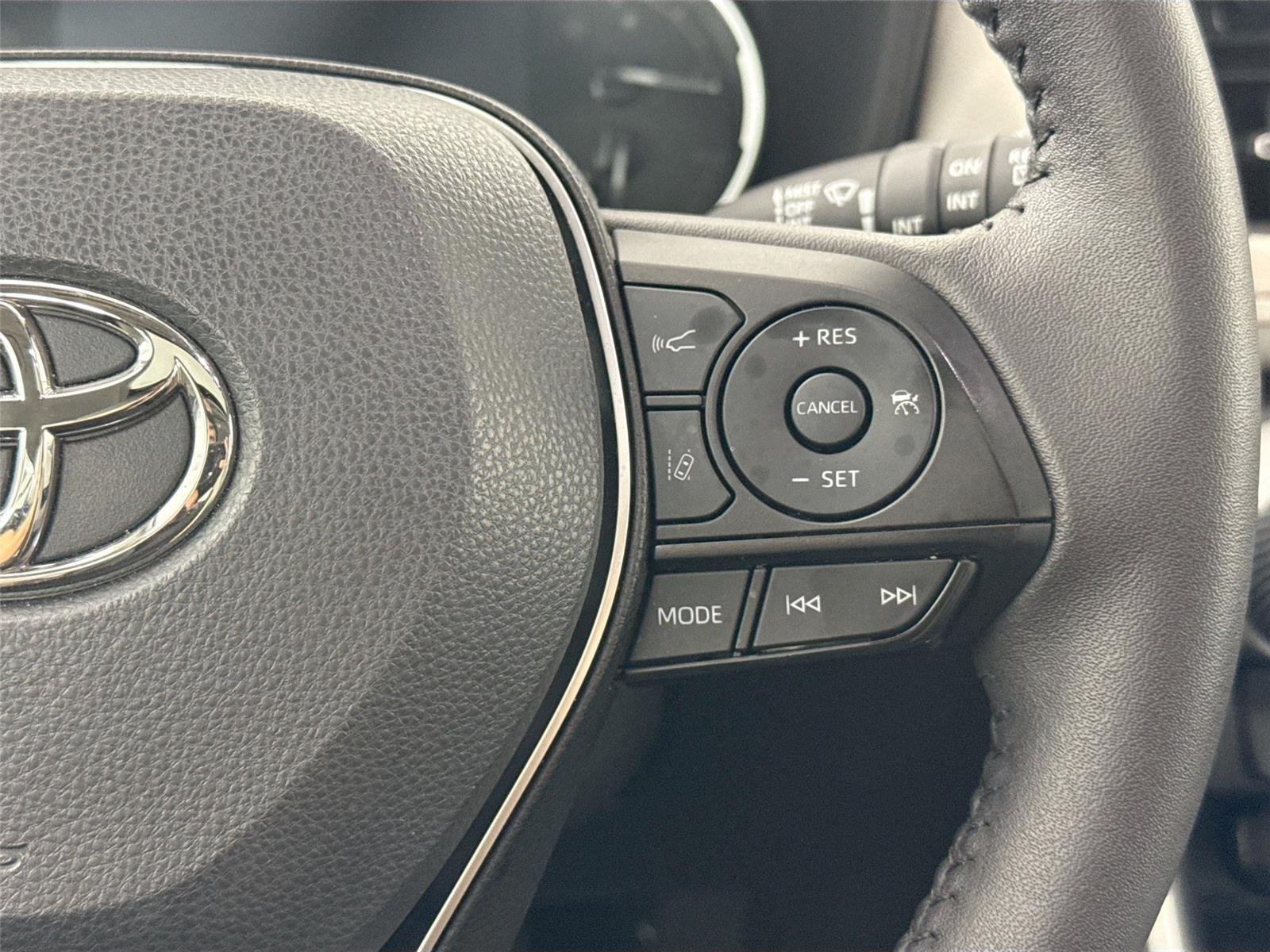 Certified Used 2025 Magnetic Gray Metallic Toyota XLE Premium image 18