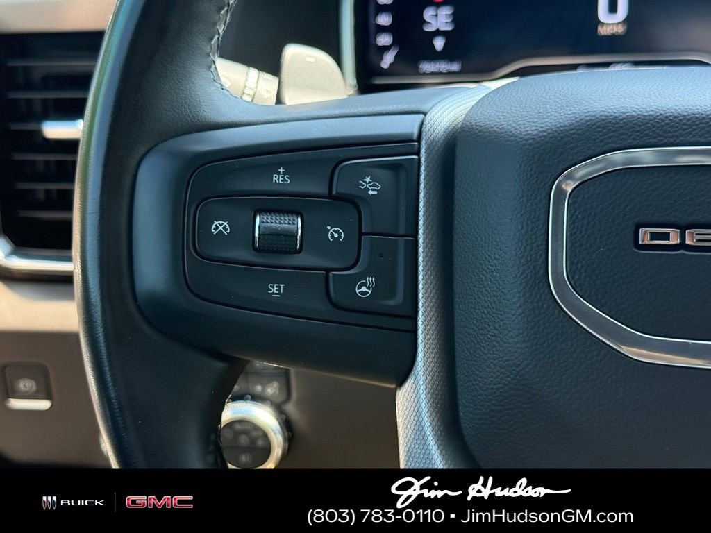 Used 2024 White GMC Denali image 30