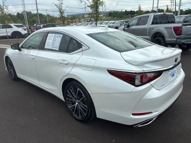 Used 2024 Eminent White Pearl Lexus 350 image 5