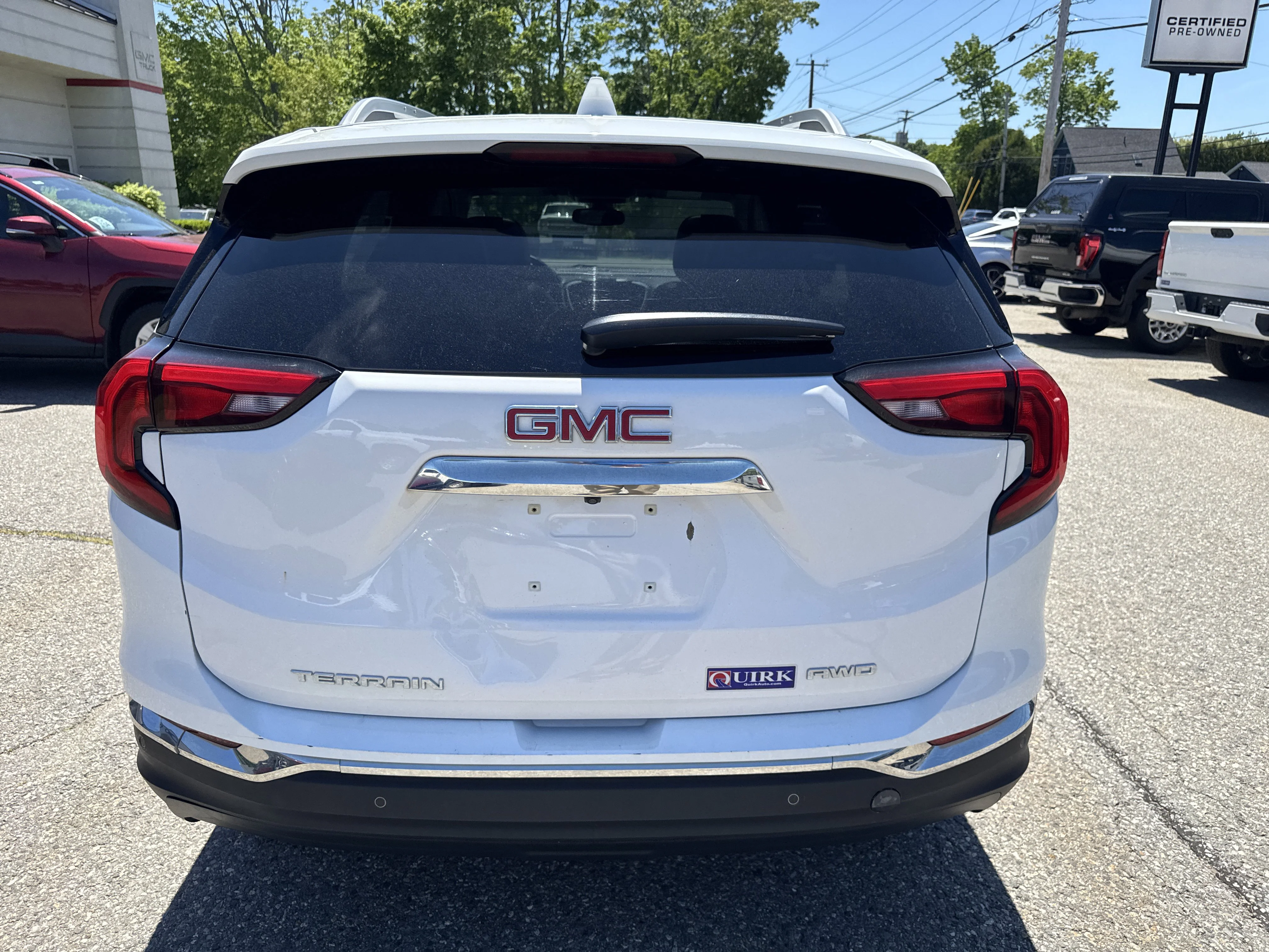 Used 2018 Summit White GMC SLT Diesel image 8