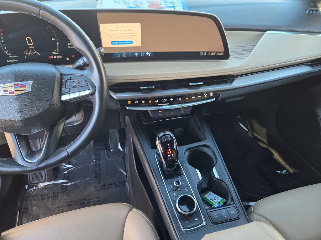 Used 2025 Silver Cadillac Premium Luxury image 17