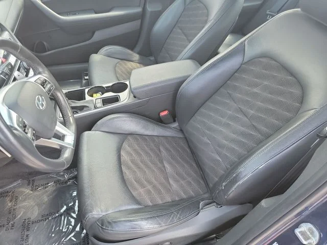 Used 2018 Blue Hyundai Sport image 15