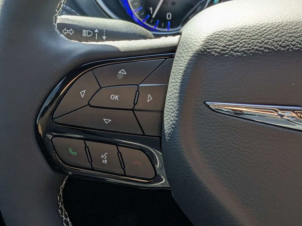 2026 Chrysler Pacifica Limited - Photo 26