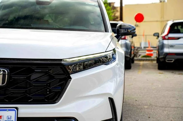 New 2026 Platinum White Pearl Honda Sport-L image 8