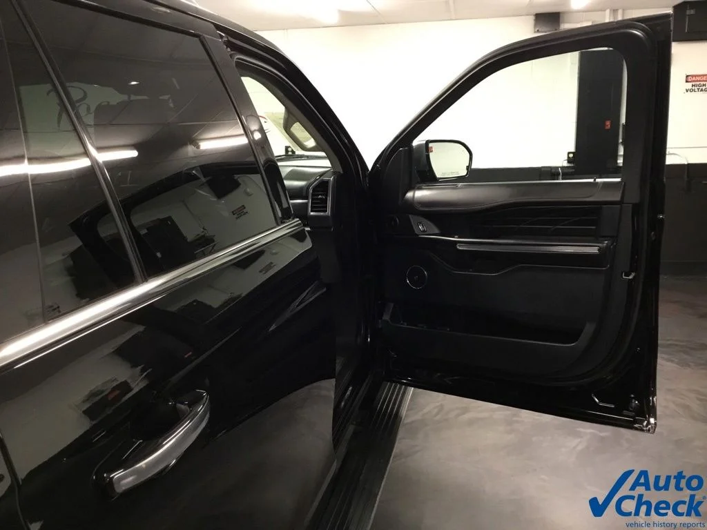 Used 2021 Black Ford Platinum image 48