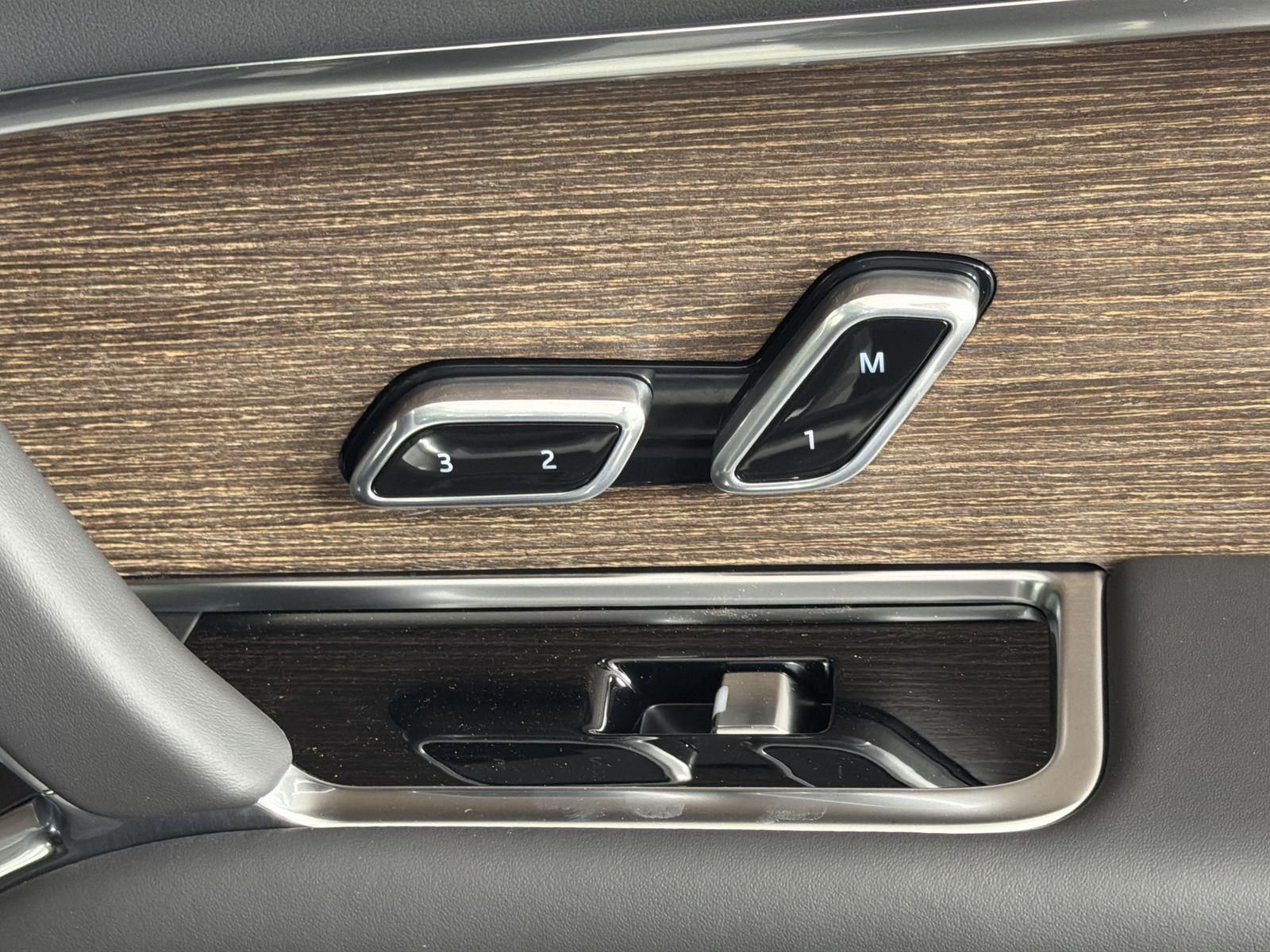 2026 Land Rover Range Rover SE - Photo 33