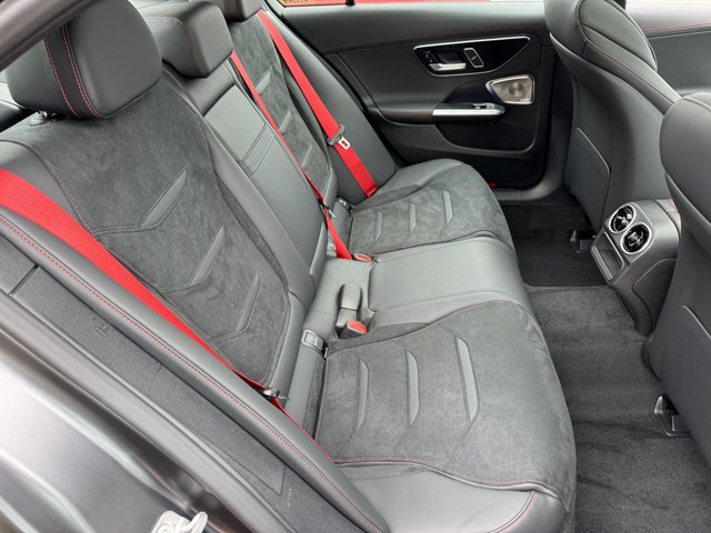New 2026 MANUFAKTUR Graphite Grey Magno Mercedes-Benz AMG® C 43 image 5