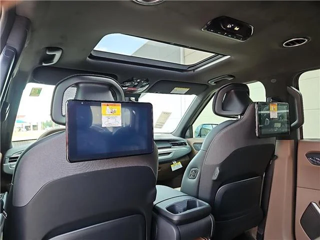 New 2026 Wolf Gray Ebony Black Roof KIA GT-Line (A1) All-Wheel Drive image 12