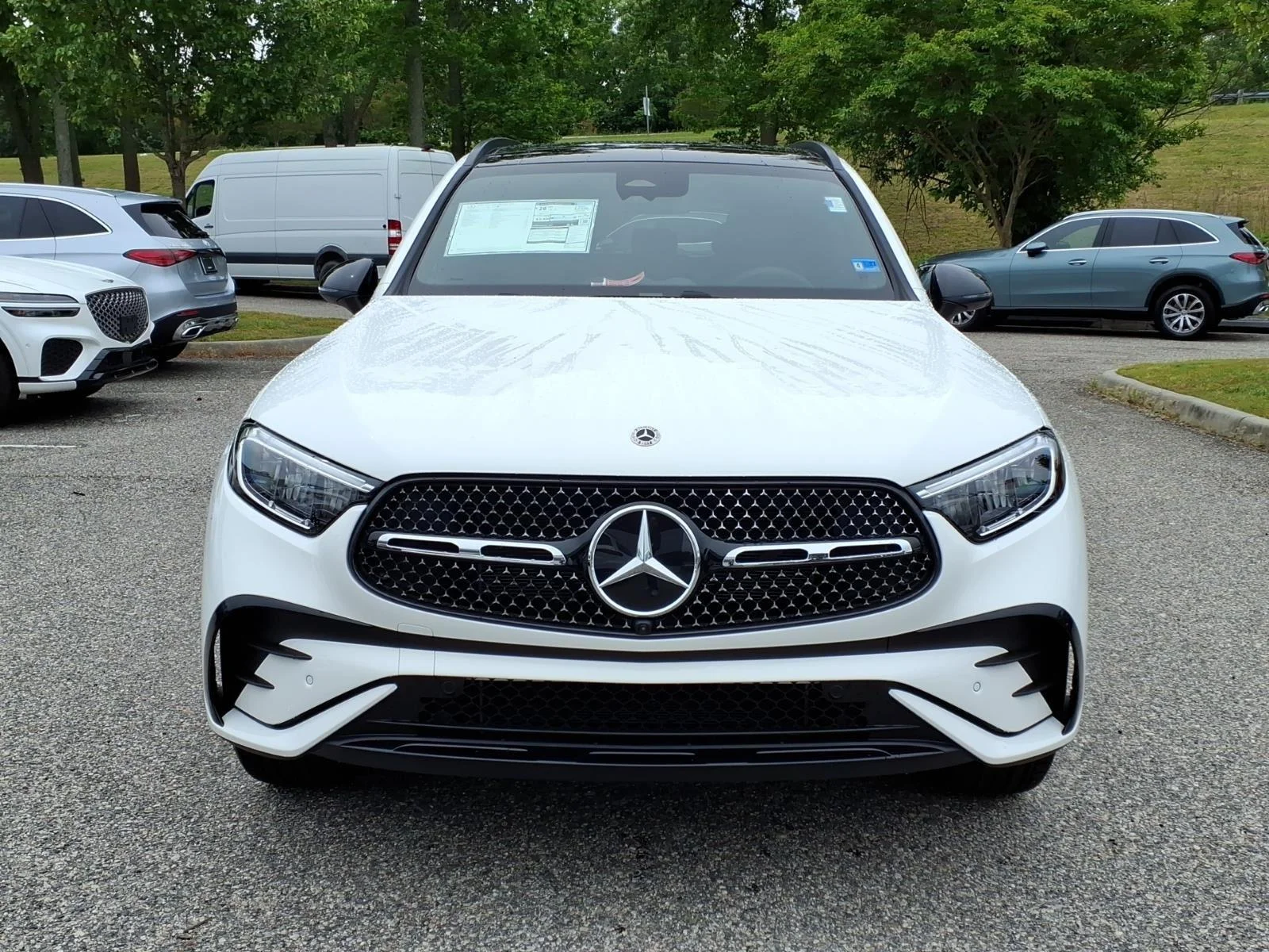 New 2026 WHITE Mercedes-Benz GLC 300 image 2
