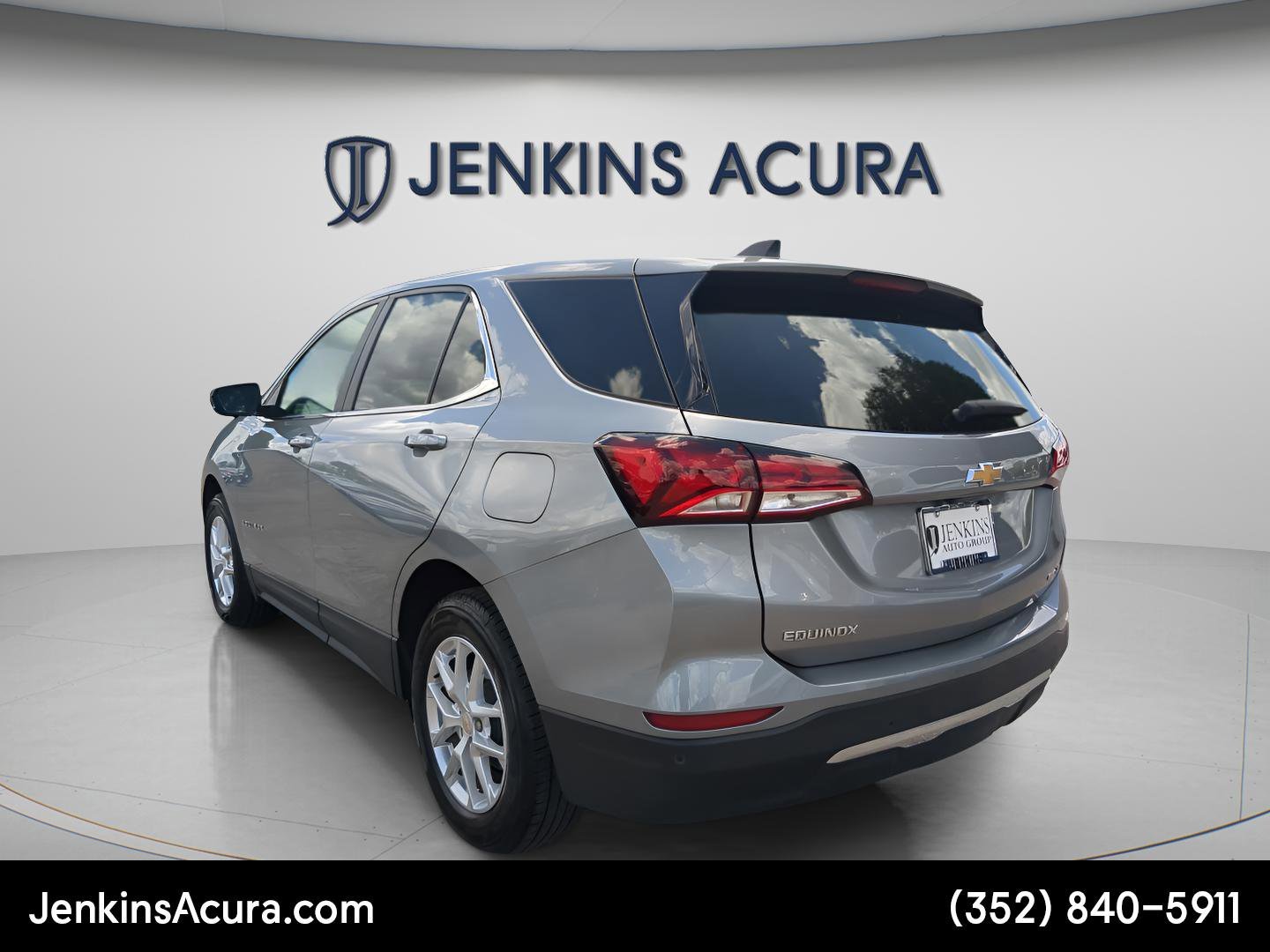 Used 2024 Sterling Gray Metallic Chevrolet LT image 5