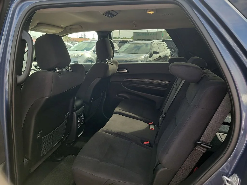 Used 2021  Dodge SXT image 16