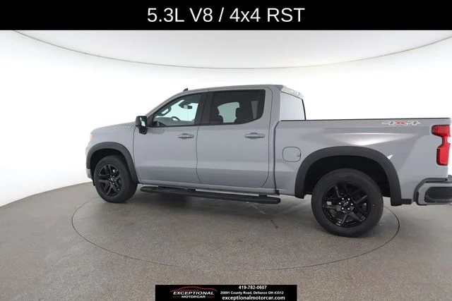 Used 2024 Gray Chevrolet RST image 9