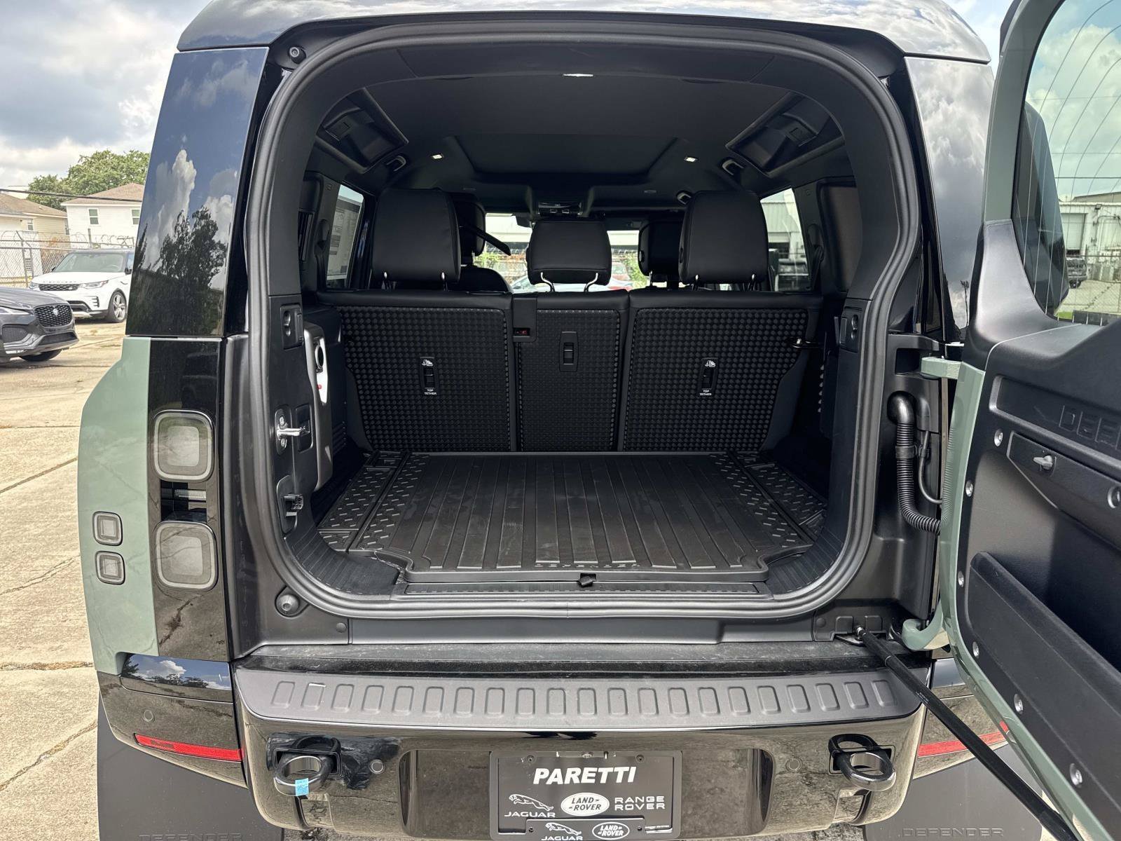 New 2026 Keswick Green Land Rover  image 7