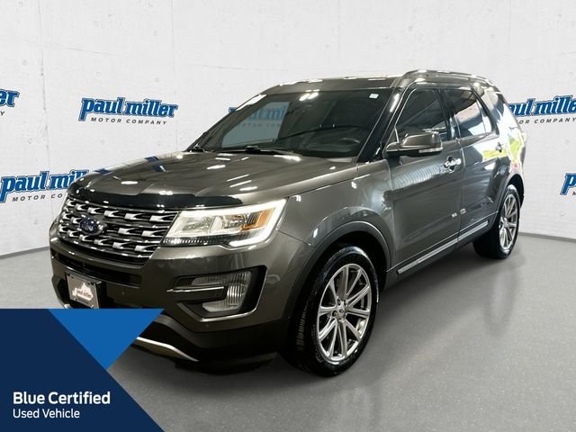 Used 2017 Gray Ford Limited image 1