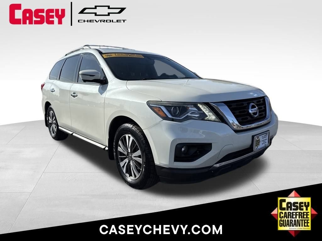 2017 Nissan Pathfinder SL