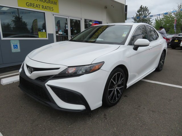 2021 Toyota Camry 2.5 Auto SE's photo