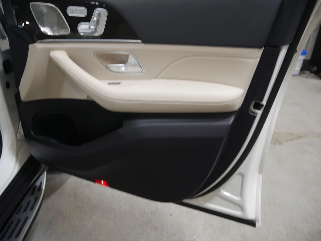 New 2026 Polar White Mercedes-Benz GLS 450 image 25