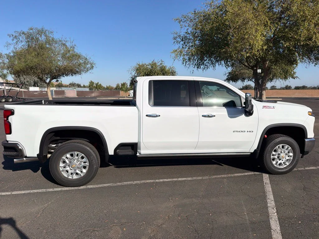2026 Chevrolet Silverado 2500 HD LTZ - Photo 7