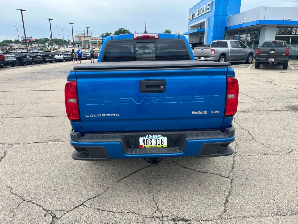 Used 2022 Blue Chevrolet LT image 5