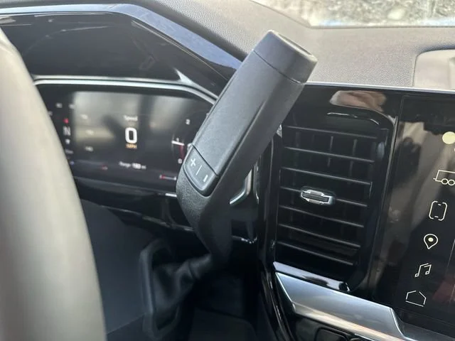 New 2026 Summit White GMC SLE image 15