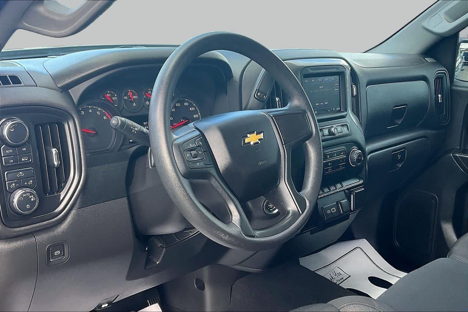 Used 2024 Slate Gray Metallic Chevrolet Custom image 17