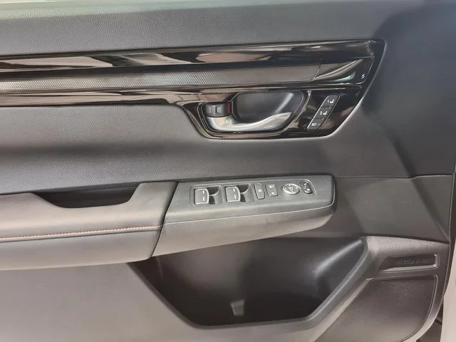 2025 Honda CR-V Sport Touring - Photo 17