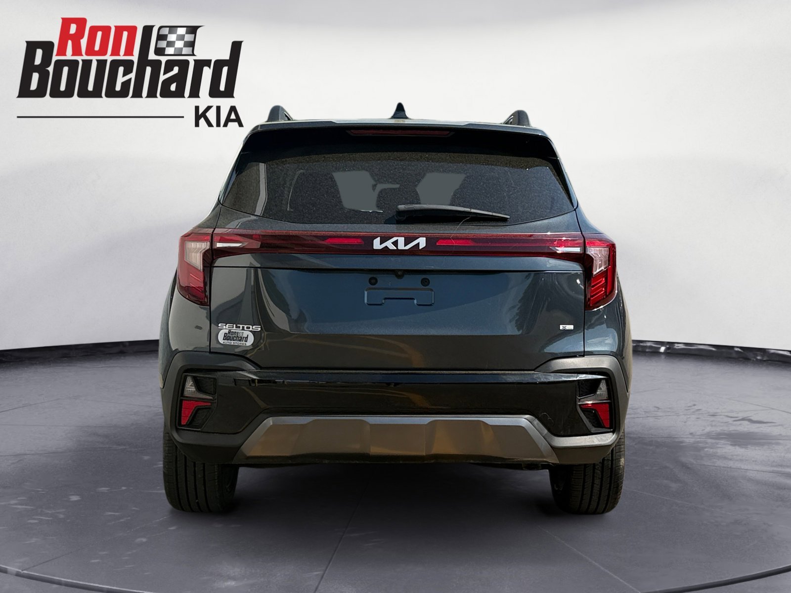 Certified Used 2024 Gravity Gray Kia X-Line image 3