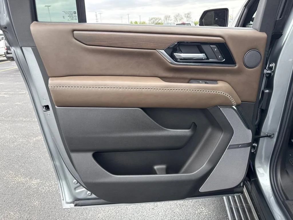 2026 GMC Yukon XL Denali Ultimate - Photo 33