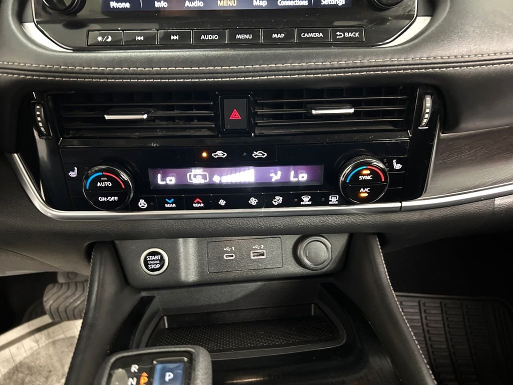 Used 2021 Gray Nissan SL image 30