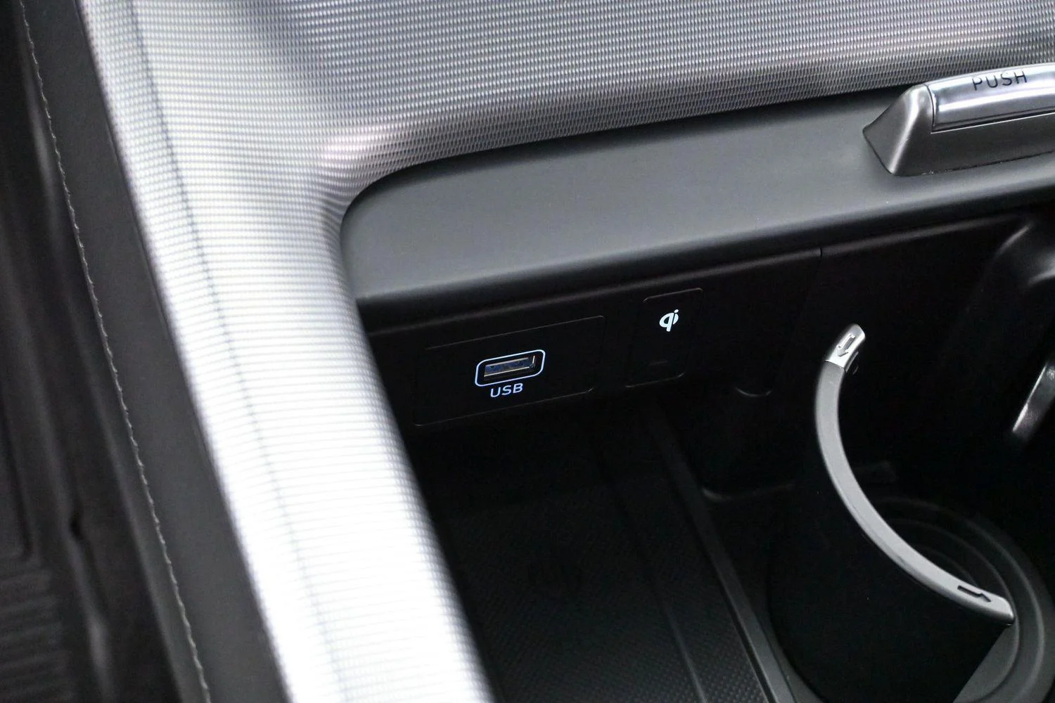 Used 2024 Hyper White Hyundai Calligraphy image 21