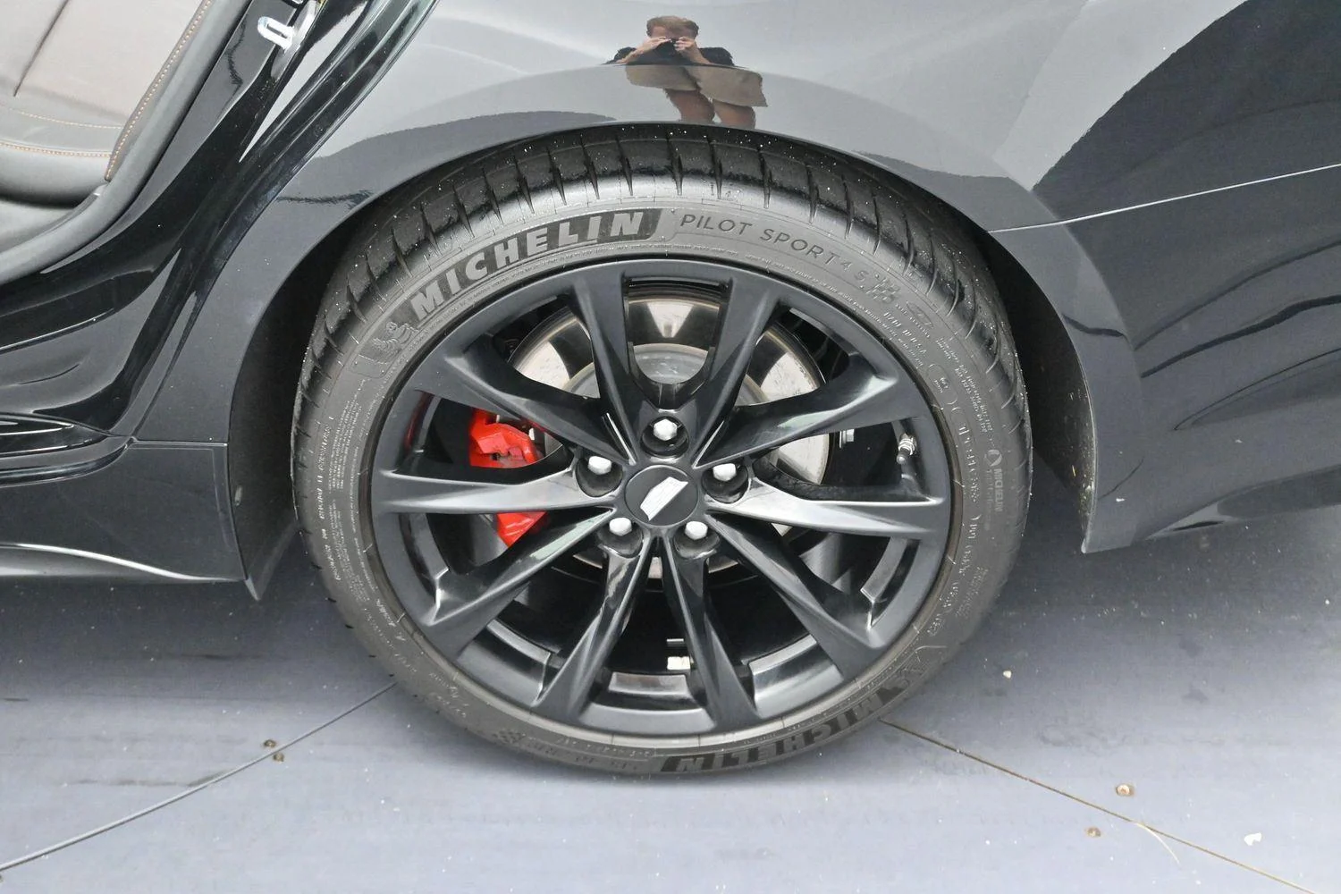 Used 2023 Black Raven Cadillac V-Series image 29