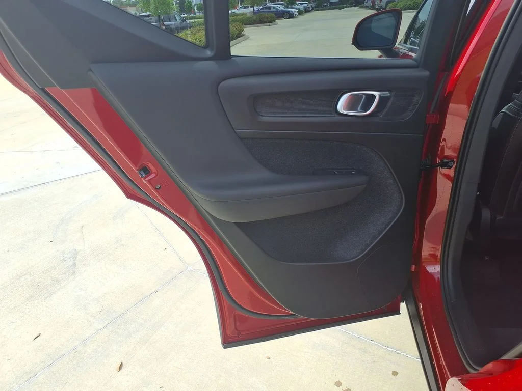 Certified Used 2023 Red Volvo Ultimate image 15