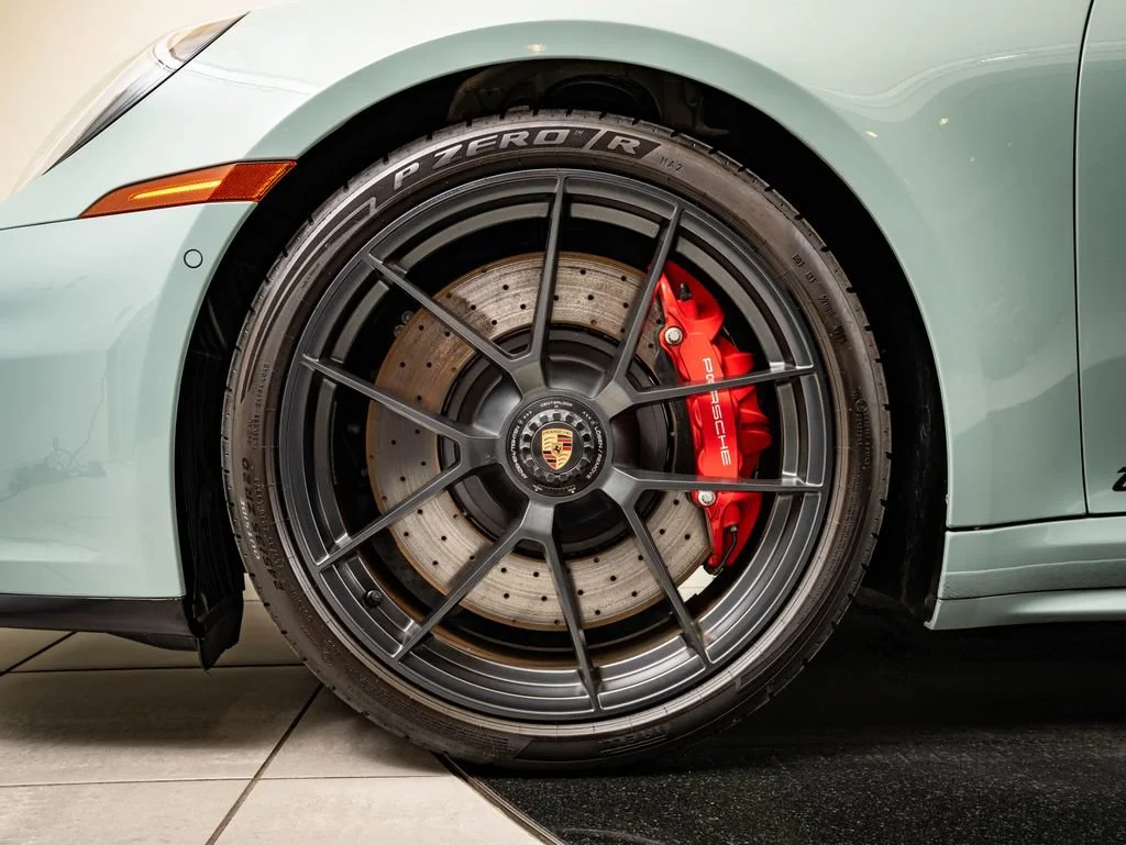 Used 2025 Shade Green Metallic Porsche Carrera GTS image 12