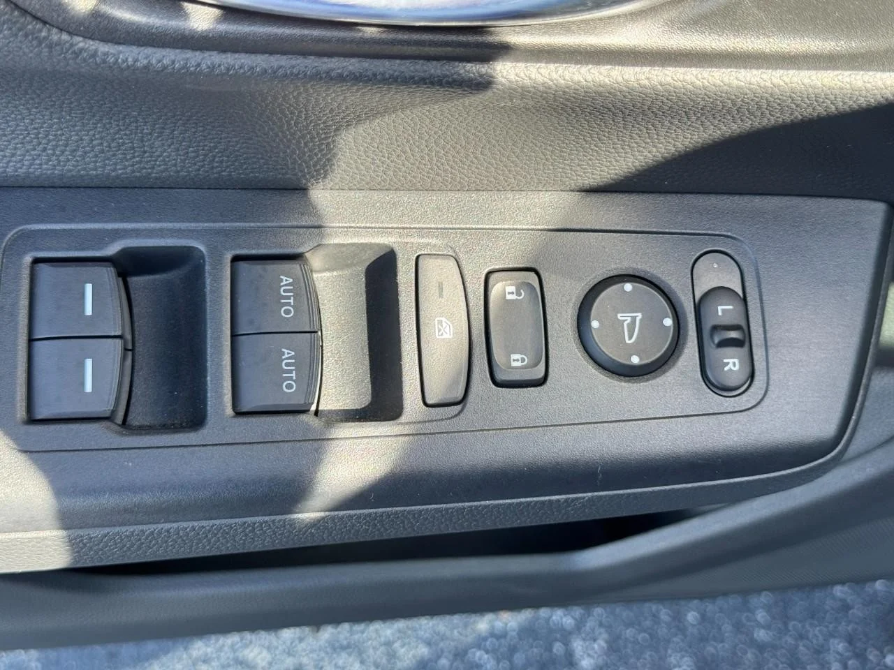 2025 Honda CR-V Sport - Photo 19