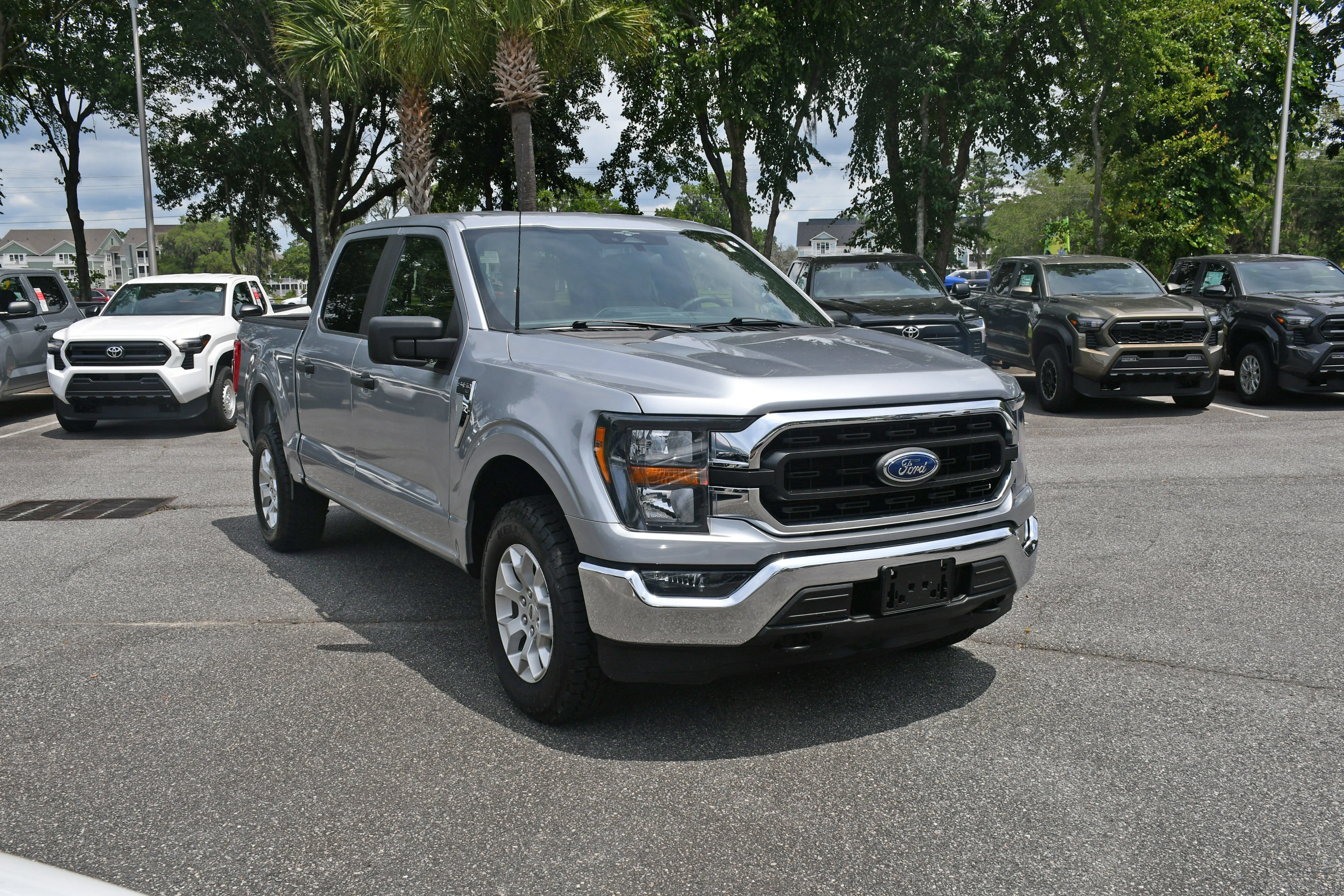 2023 Ford F-150 XLT - Photo 6