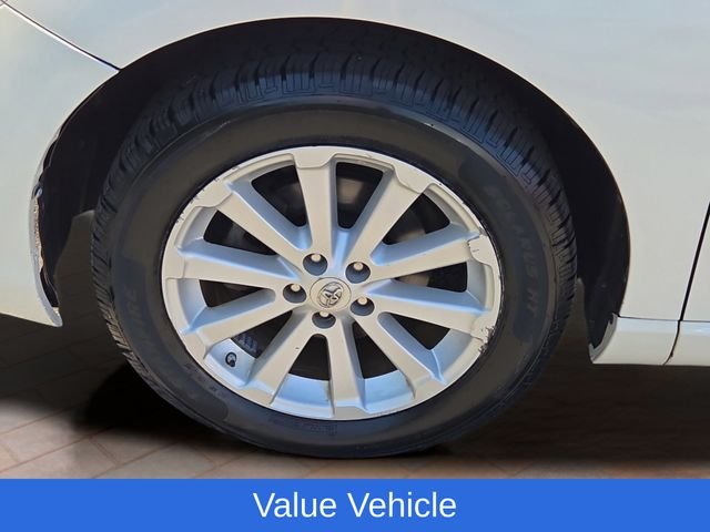 Used 2010 Blizzard Pearl Toyota Base image 21