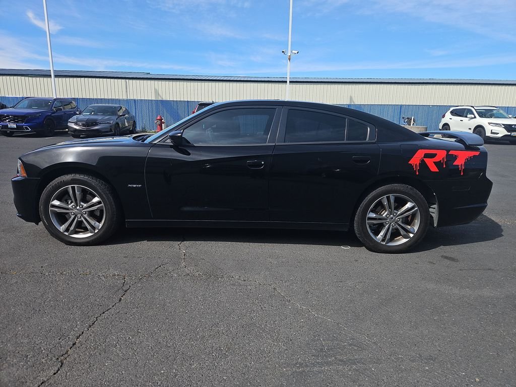 Used 2014 Black Dodge R/T image 2