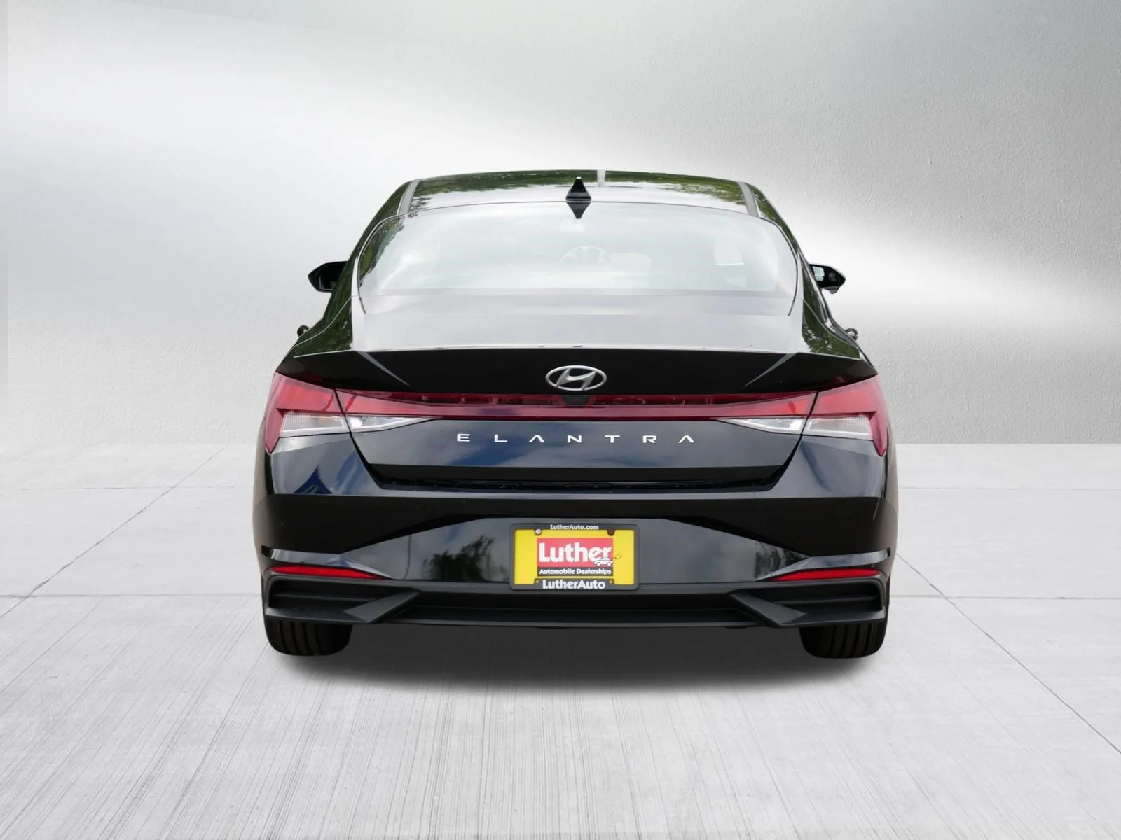 Used 2023 Onyx Black Hyundai SEL image 6