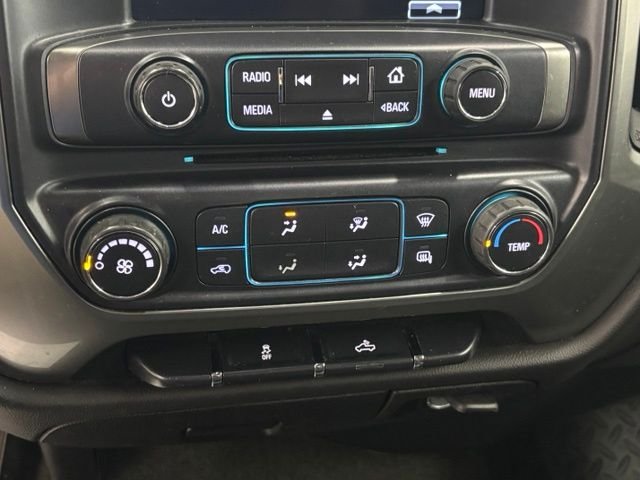 Used 2018 Silver Chevrolet LT image 24
