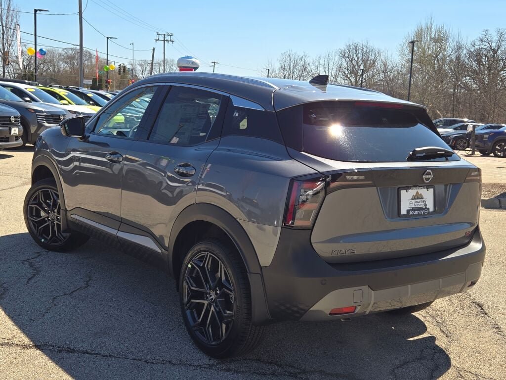 New 2026 Gray Nissan SR image 14