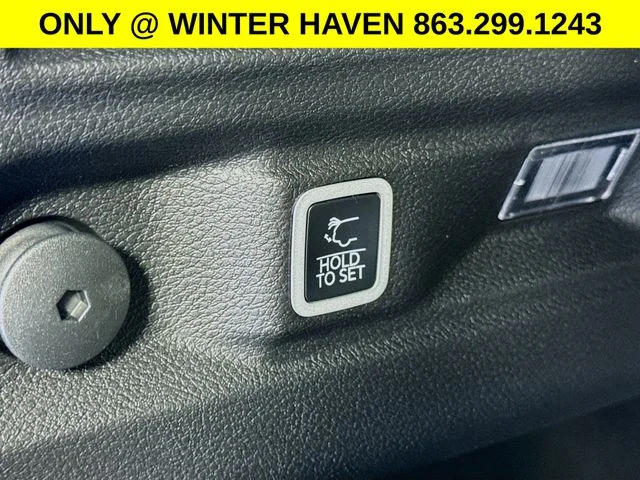 Used 2025 Black Jeep Altitude X image 26