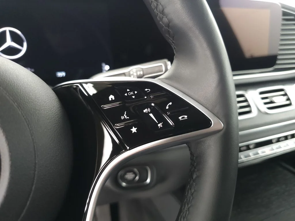 Used 2025 MANUFAKTUR Alpine Gray Mercedes-Benz GLE 450e image 13