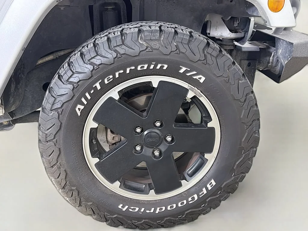 Used 2012 Silver Jeep Altitude image 25